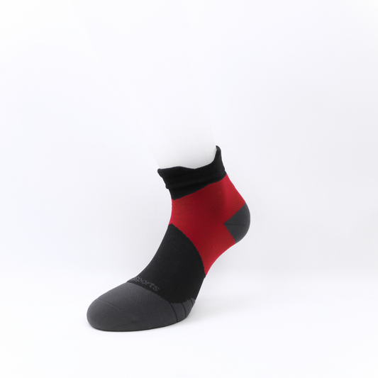 MediSports Performance Ankle Socks (20-30 mmHg) - Black/Red - MedisportsCANADA